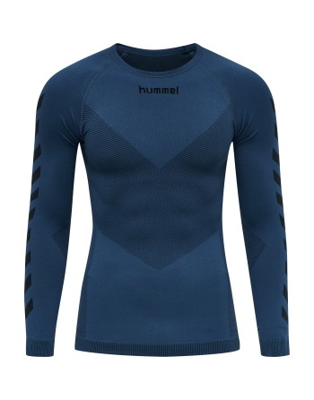 HUMMEL FIRST SEAMLESS JERSEY L/S / Nahtlose Verarbeitung und körperbetontes Design